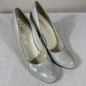 Bally Of Switzerland VICKY Pumps Heels 2 1/2" US Size 8.5 Beige
